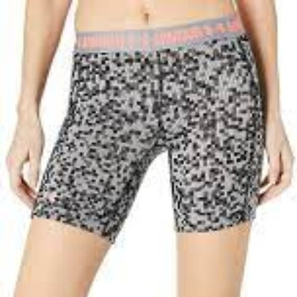 Under Armour Women's Strike Zone 7" Compression Shorts - Picture 3 of 7